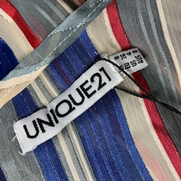 Unique 21 Hero Wrap Around Dipped Hem Shirt - Picture 4 of 4